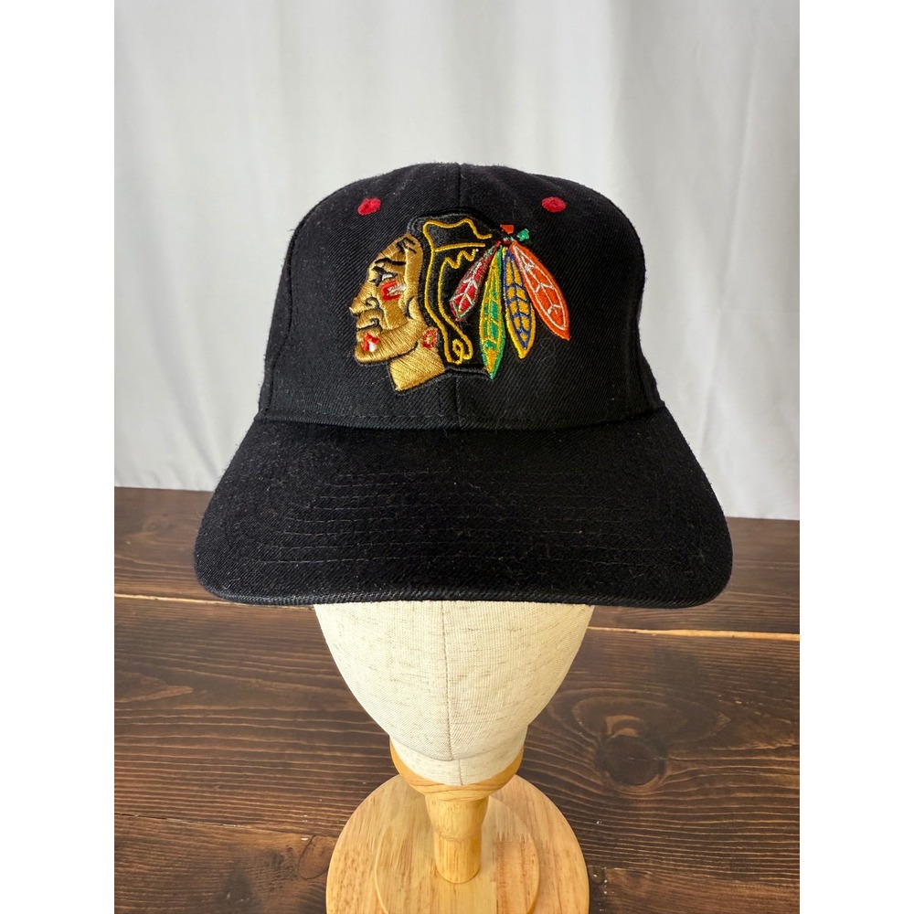 Zephyr NHL Chicago Blackhawks‎ Hat Cap Black Red Hockey Mens Fitted 7